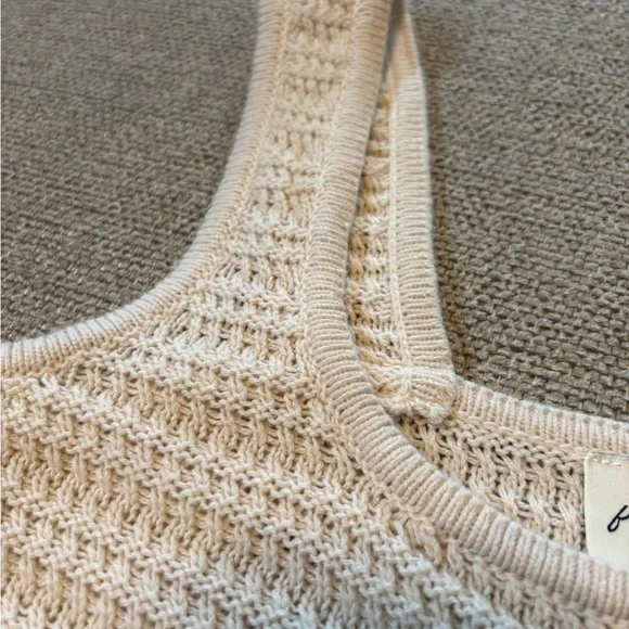 Freshman 1996 Cream Knit Tank Top, Size M, cropped, Boho-Chic/90s - Picture 6 of 8